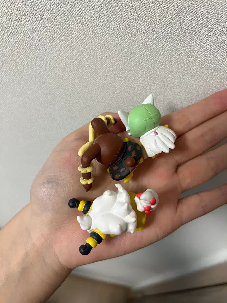 MEGAパンチョ ピカチュウ フィギュア まとめ