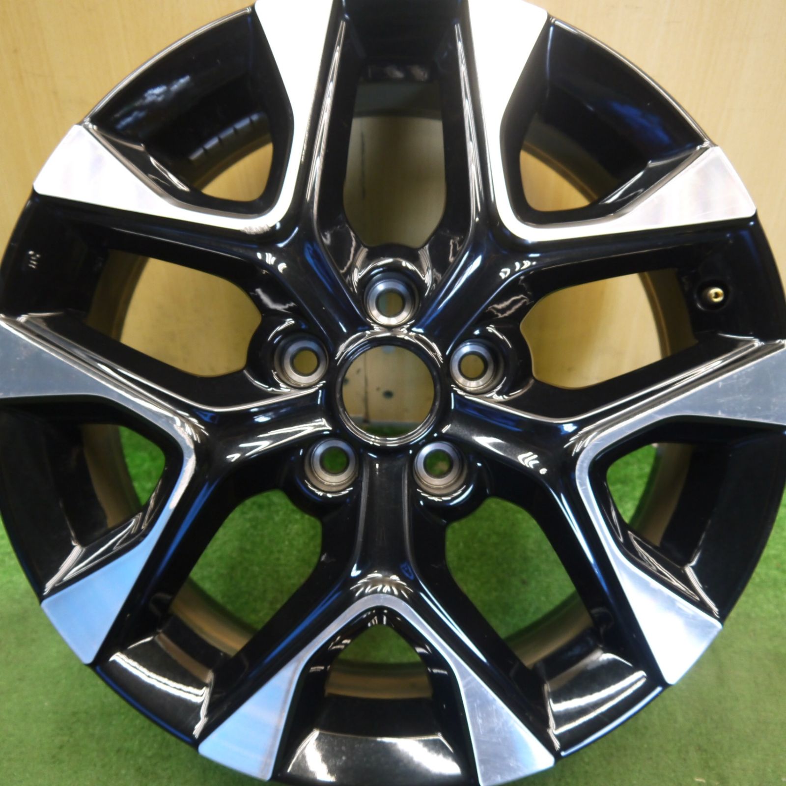 [送料無料] 1本価格★ホンダ ZR-V 純正 ホイール 18インチ 18×7J ZRV PCD114.3/5H★6051802Hホ