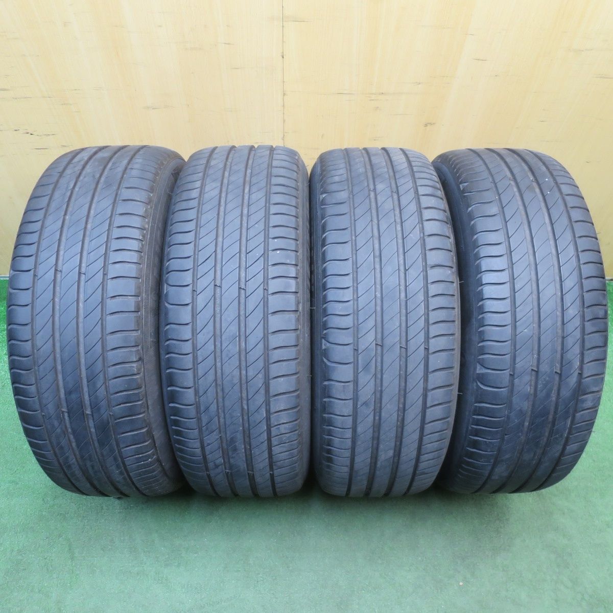 4本価格！22年☆ホンダ RU ヴェゼル 純正 215/60R16 ミシュラン 