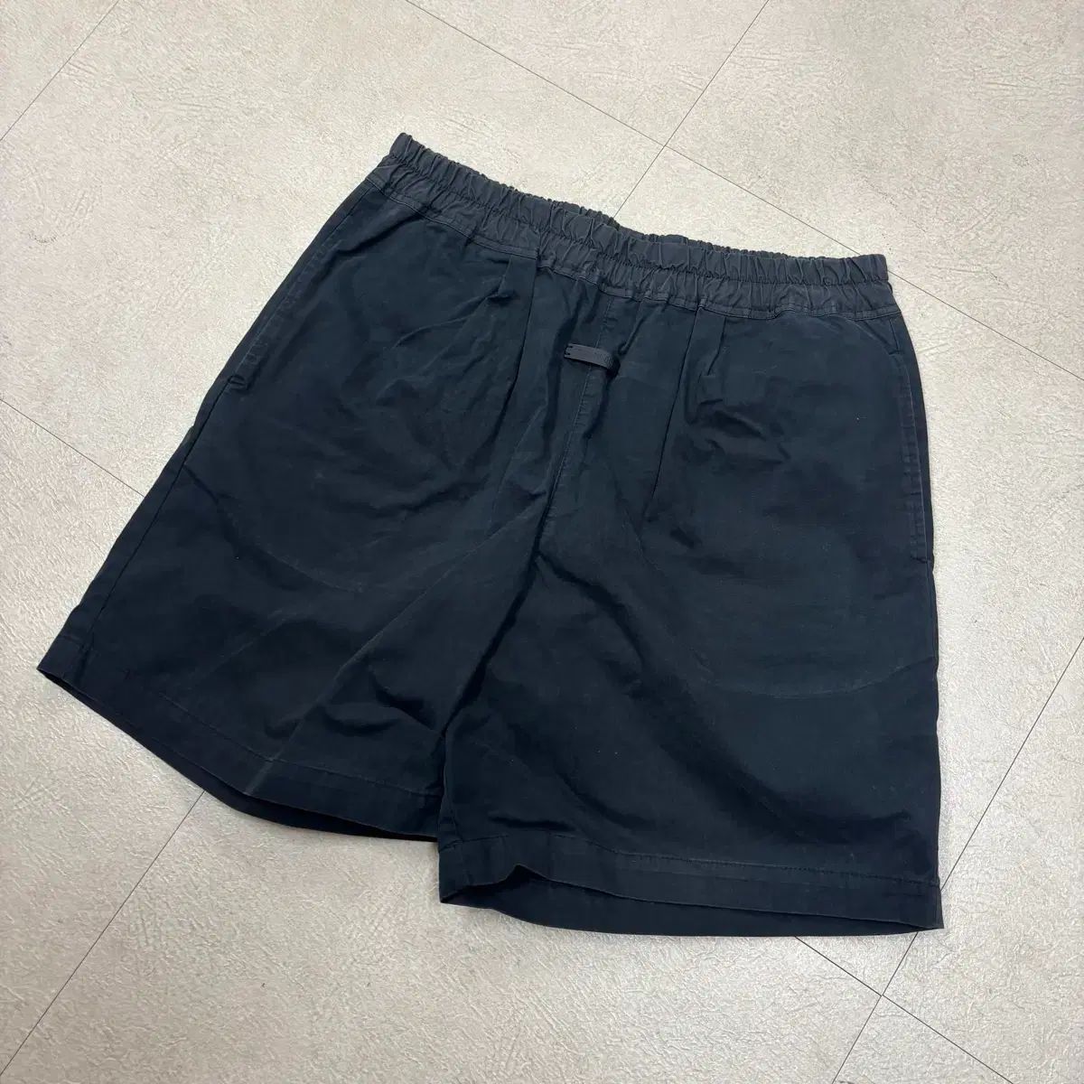 FEAR OF GOD ブラック ナイロン ハーフ パンツ