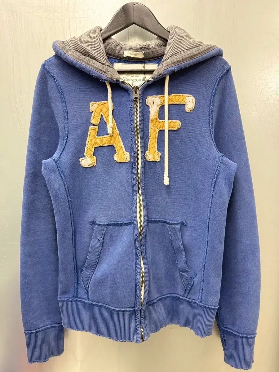 Abercrombie & Fitch アバクロンビー アンド フィッチ ブルーCOLOR ビックロゴ