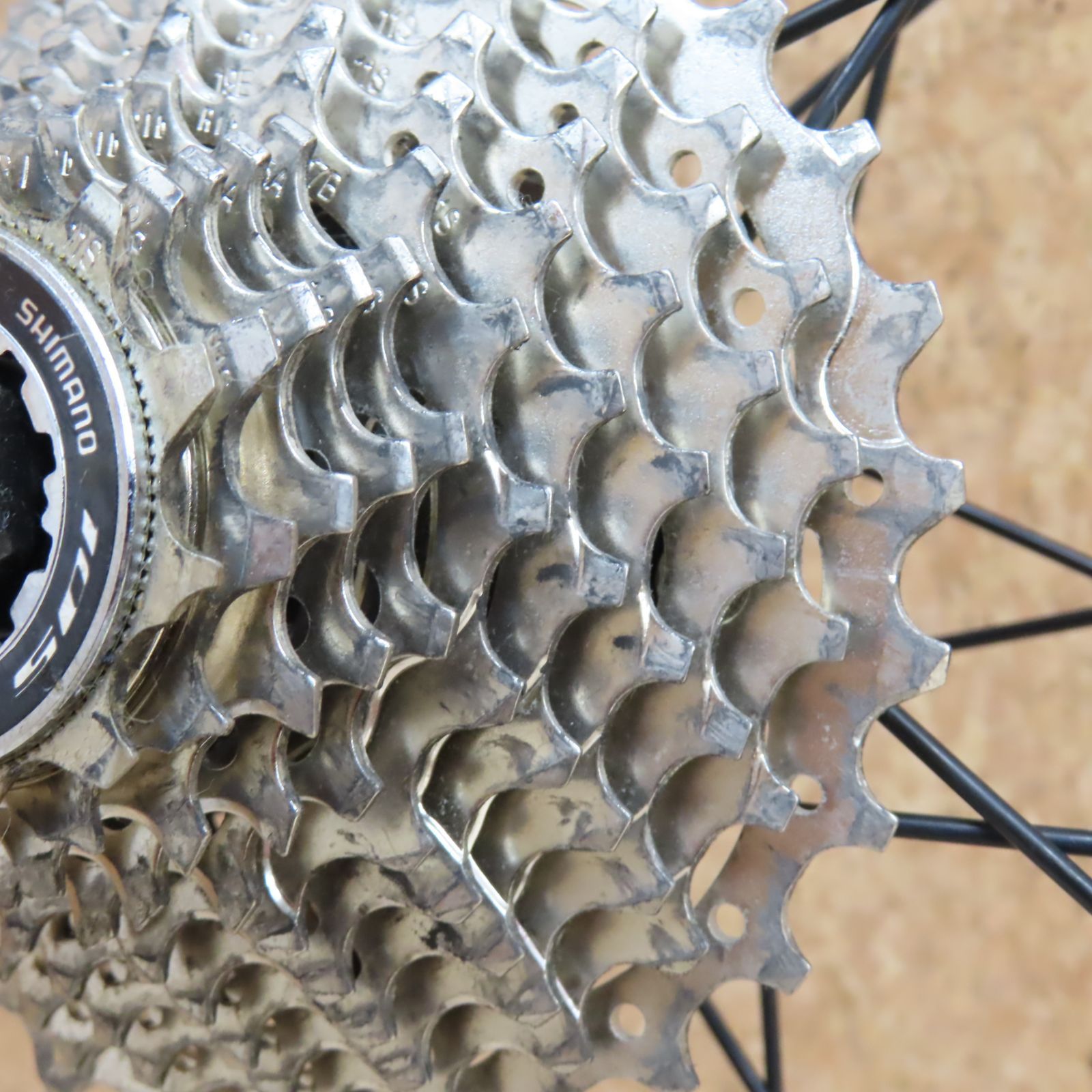 SHIMANO シマノ ホイール WH-RS100 17C スプロケット 105 CS-R7000 11S