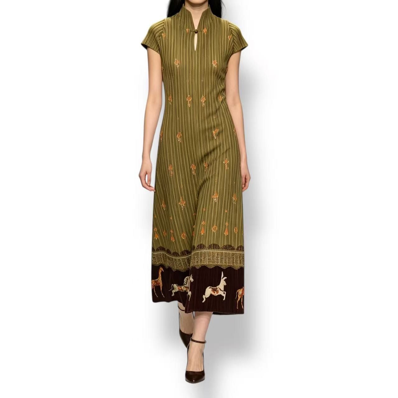 極美品 ISSEY MIYAKE イッセイミヤケ PLEATS PLEASE プリーツプリーズ 襟付ワンピース メリーゴーランド 動物 星 サイズ4