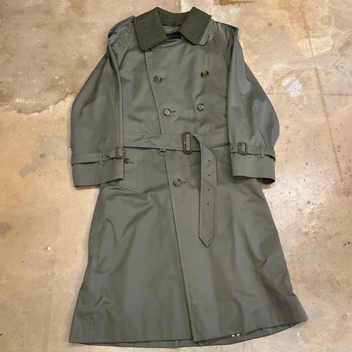 バーバリー Khaki トレンチ コート 36