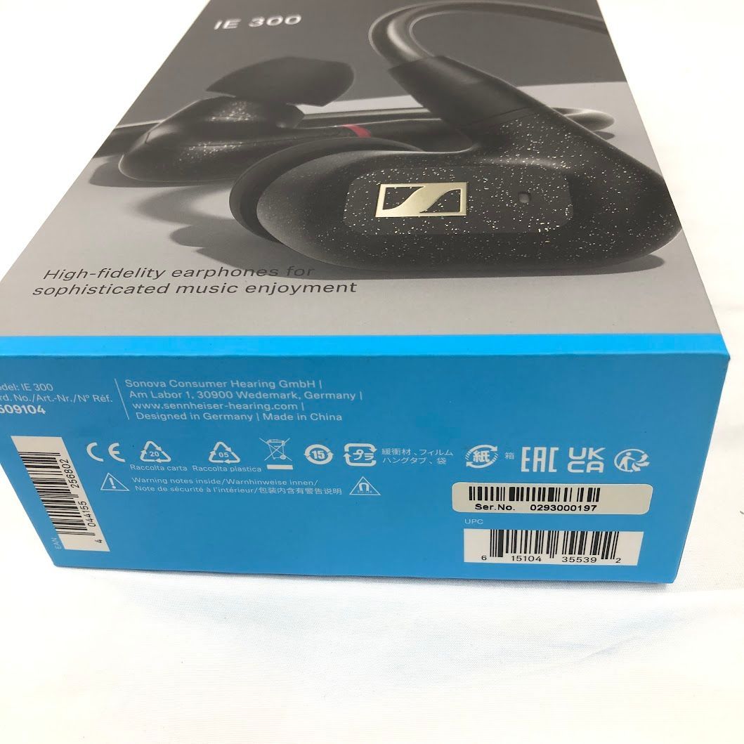 Sennheiser IE300 有線イヤホン キャリングケース付き ジャンク ジャンク】ゼンハイザー イヤホン 有線 IE 300 ブラック ダイナミック