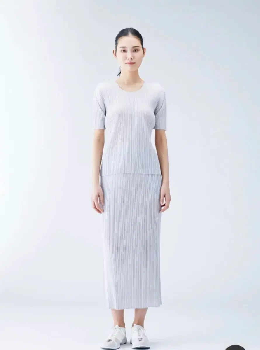 ISSEY MIYAKE プリーツプリーズ ベーシック 半袖 Tシャツ