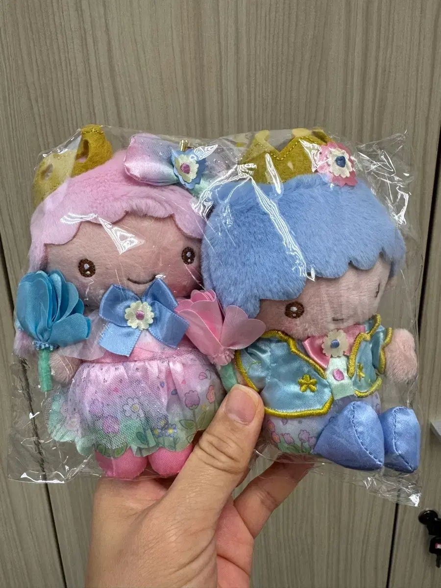 日本正規品 サンリオ リトルツインスターズ キキ&ララ セット 新品