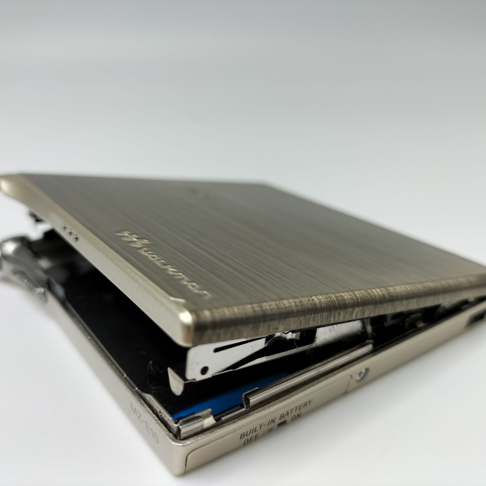 ジャンク品① MZ-E10 MDウォークマン SONY 2026年最新】MZ-E10 メルカリ - ジャンクの人気アイテム ポータブルプレーヤー