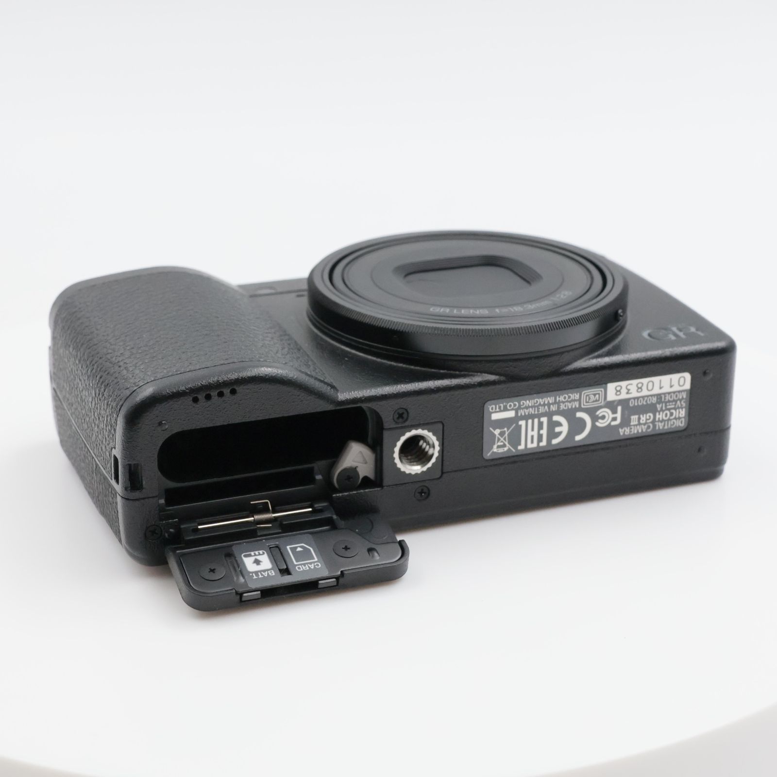 □シャッター数1725枚！極上品□ RICOH GR III コンパクトデジタル