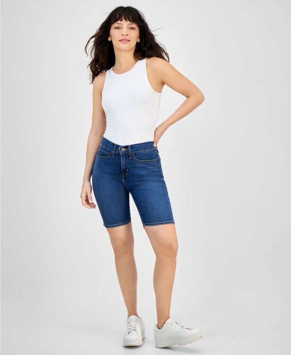 リーバイス レディース ボトムス ハーフパンツ・ショーツ ショートパンツ Levis Womens MidRise Shaping Bermuda Shorts Clever Girl