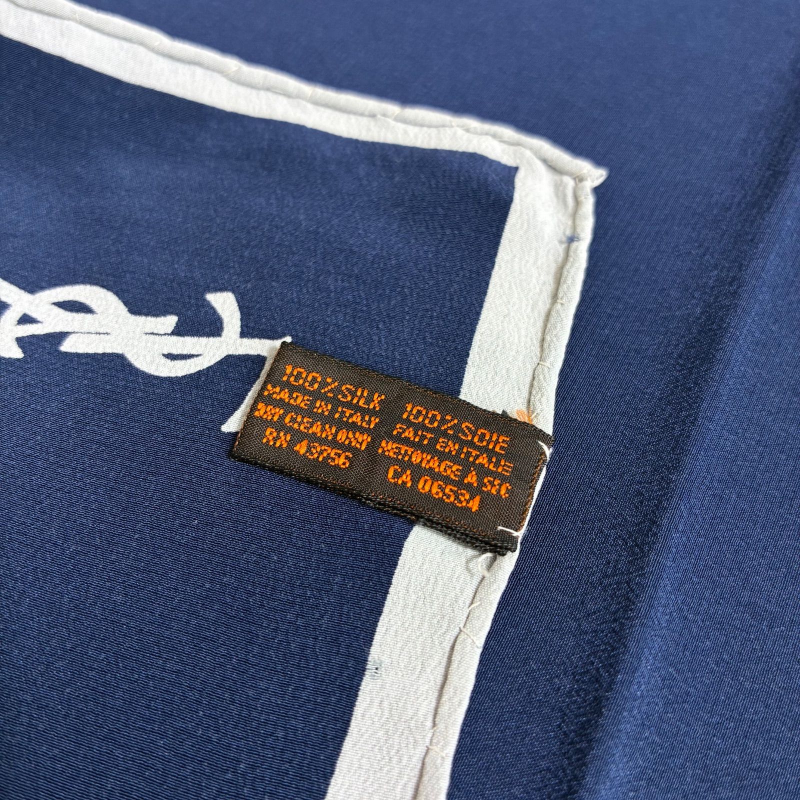 Yves Saint Laurent イタリア製 カサンドラ YSLロゴ ヴィンテージ