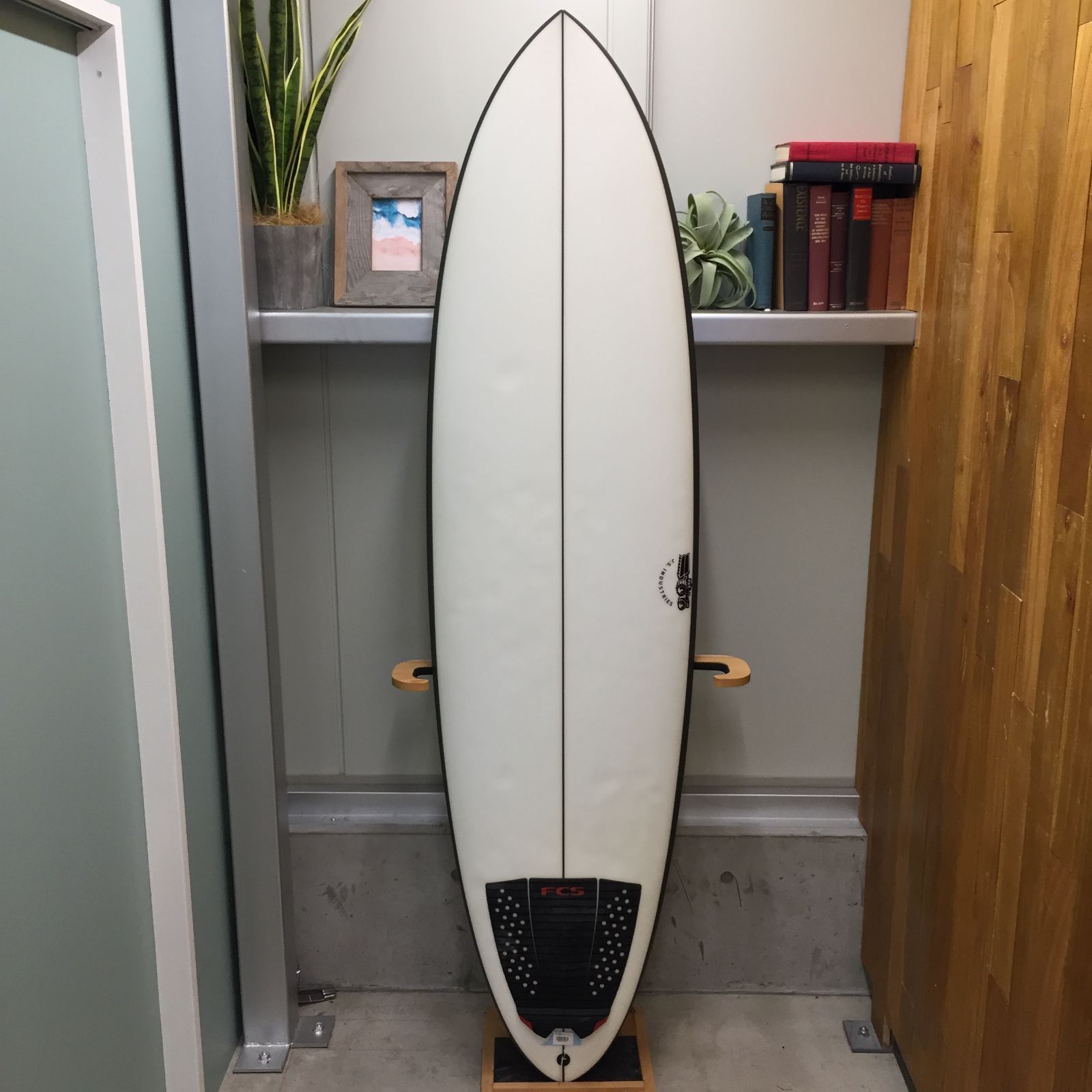 自宅配送無料 6'8 【ムラスポ公式】美品JSサーフボード EL BARON