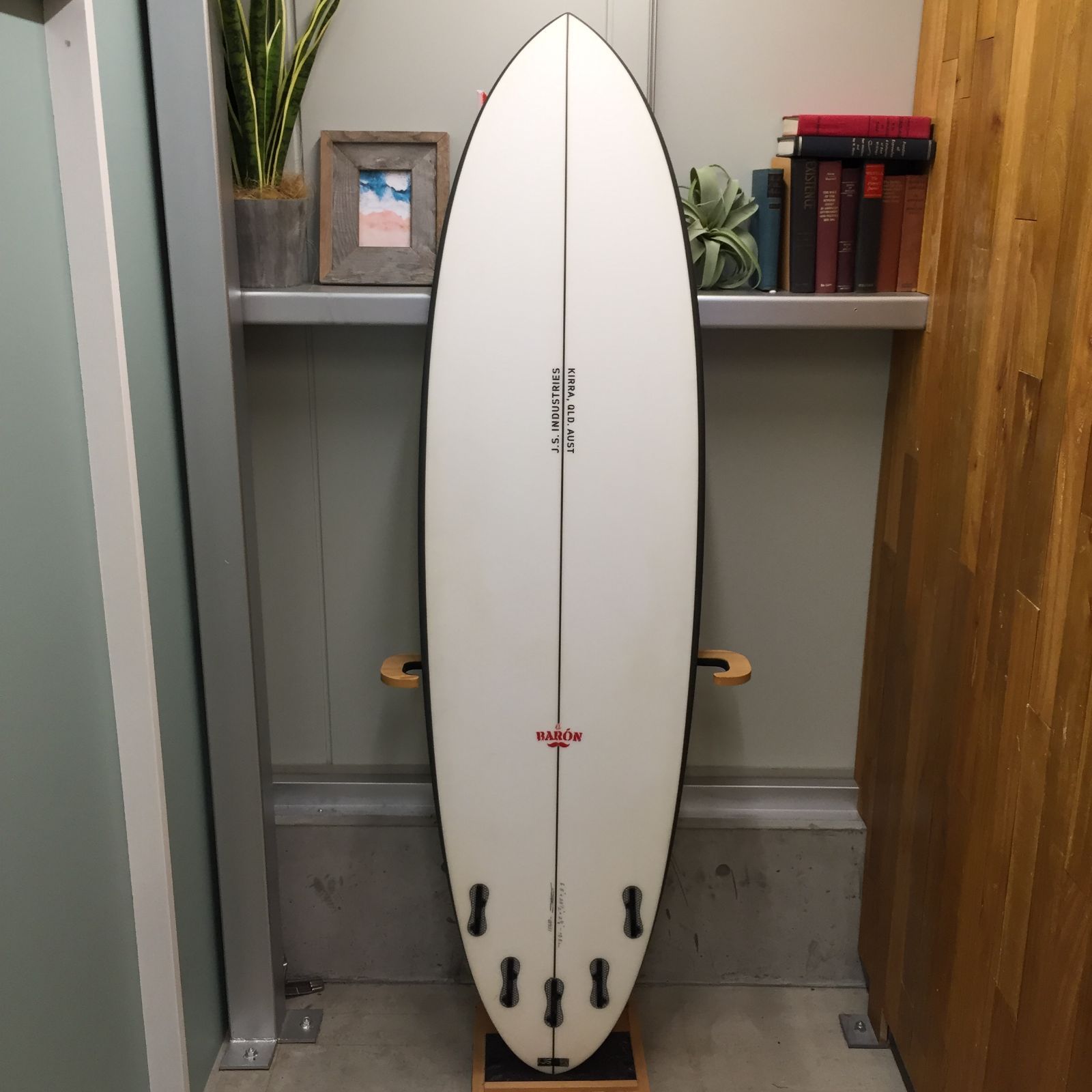 自宅配送無料 6'8 【ムラスポ公式】美品JSサーフボード EL BARON