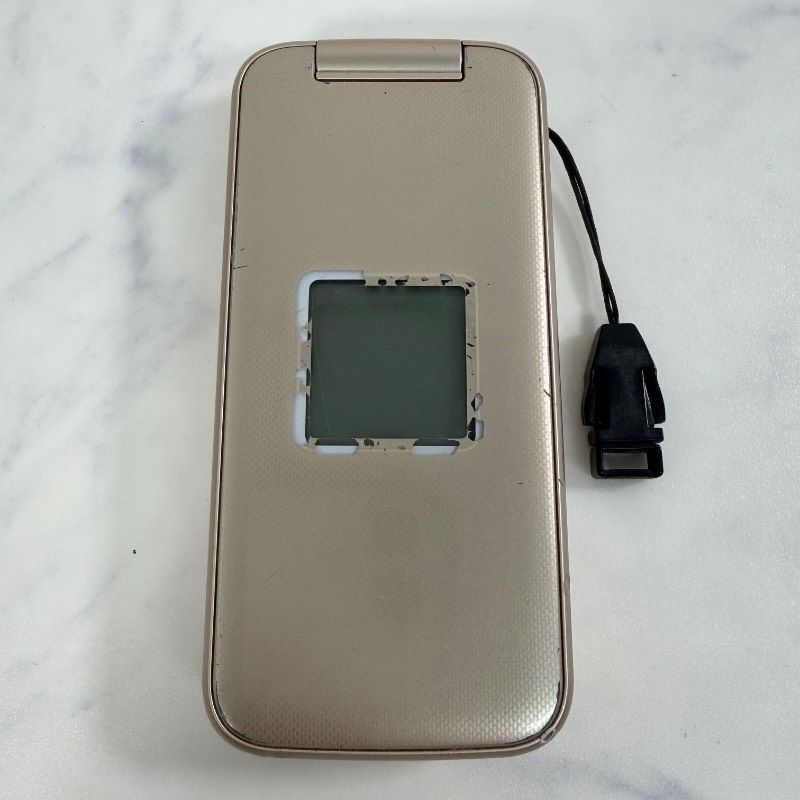 docomo らくらくホン F-02J 携帯電話（中古）- メルカリ