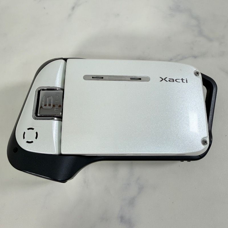 SANYO DMX-CA65 Xacti CA65 ビデオカメラ 充電器 524K - メルカリ
