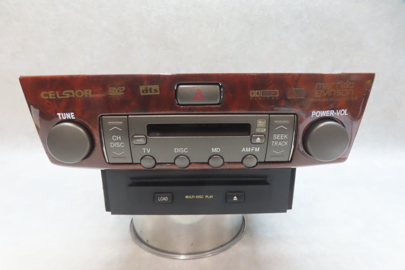動作保証付★F6662/トヨタ セルシオ UCF30 UCF31 後期 純正 CD DVD チェンジャー オーディオ 86120-50A60 FX-MG9237DVZT　本体のみ