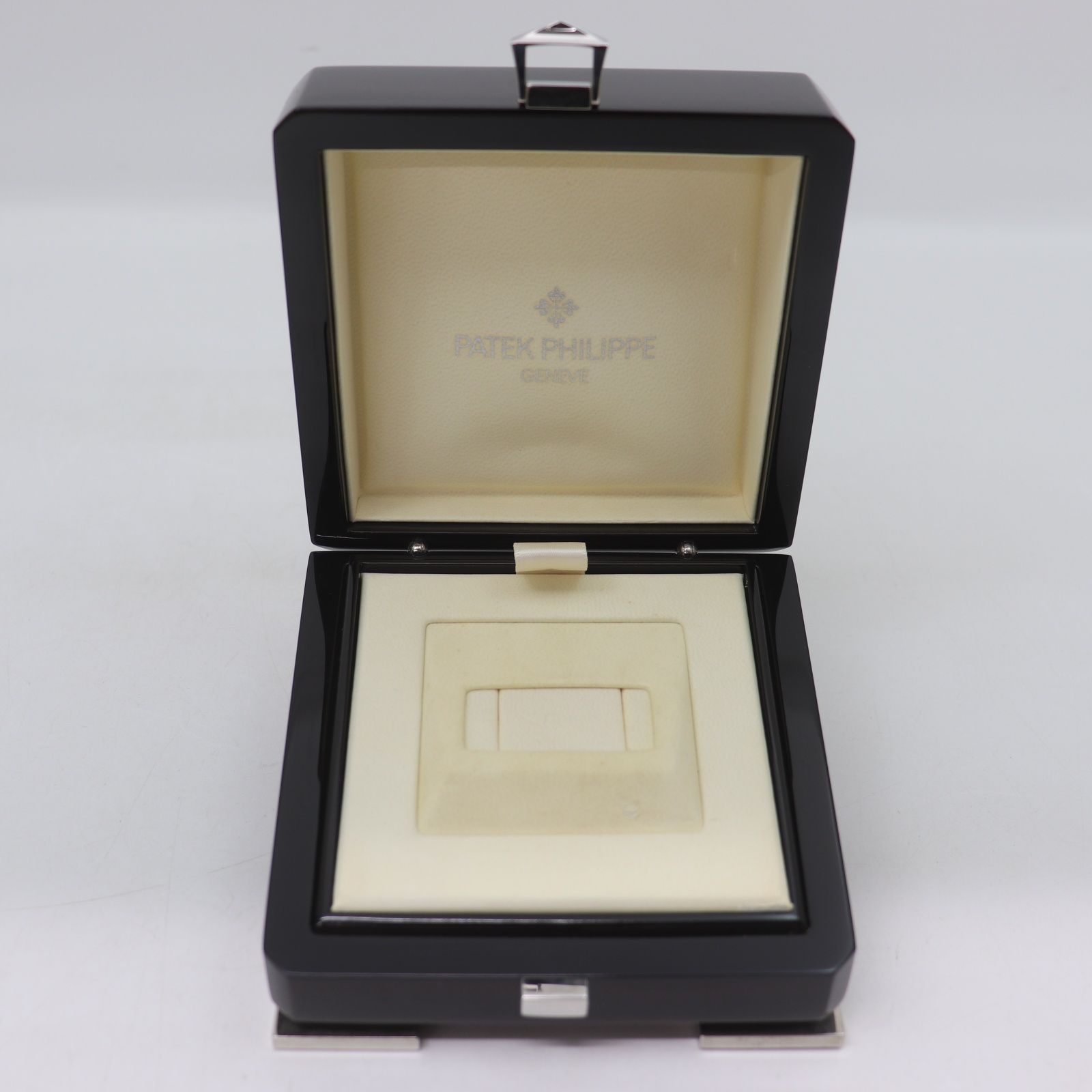 IT3OB7WN44AO PATEK PHILIPPE パテックフィリップ カフス 空箱