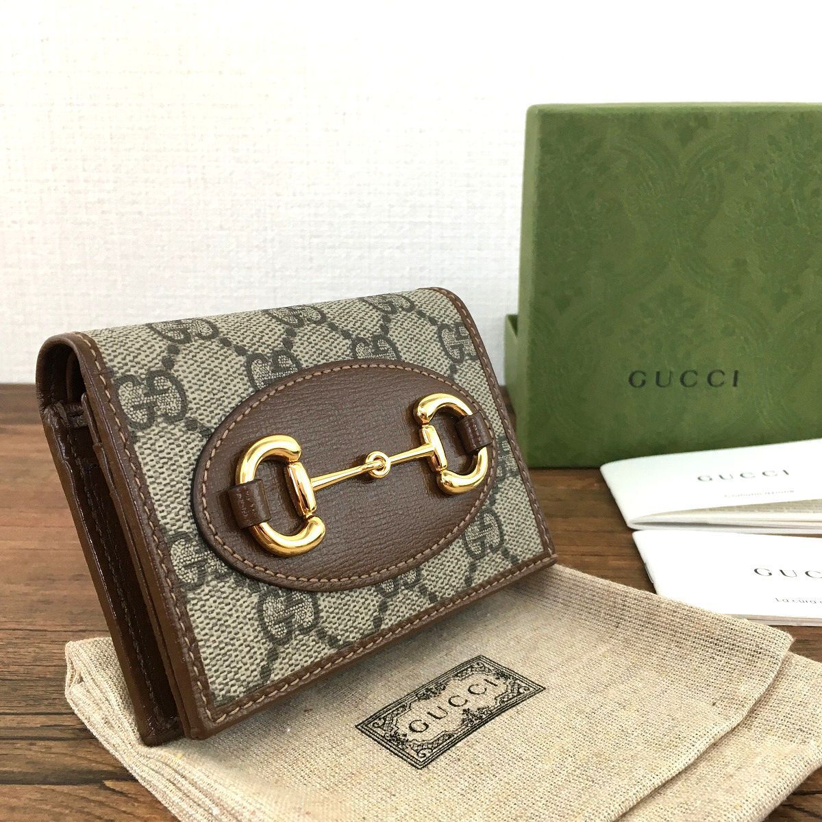 未使用品 GUCCI ホースビット 1955 コンパクトウォレット 621887 GGスプリーム 38