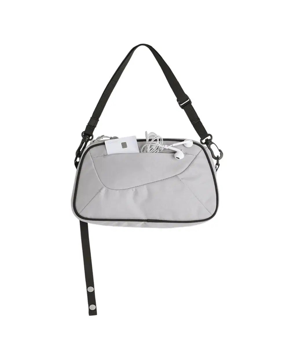 オホス Trapezoid Nylon Hobo Bag