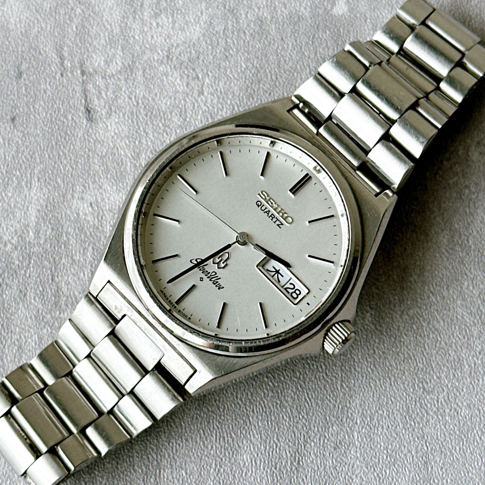 SEIKO QUARTZ メンズ 腕時計 アナログ シルバー 最新作，新作 SEIKO SilverWave セイコーシルバーウェーブ 8229-8000