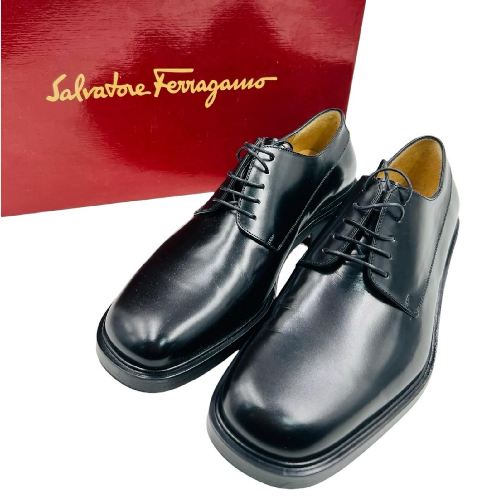 【未使用】Salvatore Ferragamo　フェラガモ　革靴　ビジネスシューズ　レザー　ブラック　【7 2E 約25-25.5cm】 21,754円