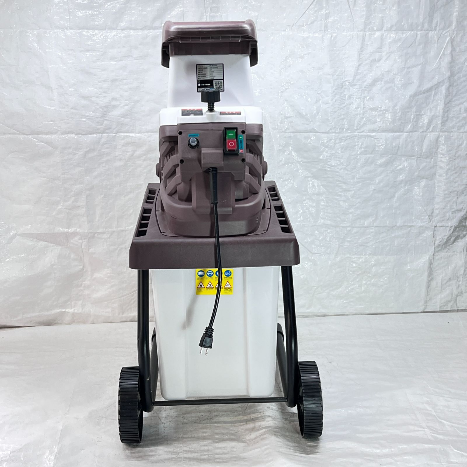 【中古品】【お買い得!】 ガーデンシュレッダー 電動 粉砕機 ウッドチッパー 小型 軽量 押込み棒 ダストBOX付き HG-BSLD02E 【1737-4】 【中古品】【お買い得!】 ガーデンシュレッダー 電動 粉砕機 ウッドチッパー 小型 軽量 押込み棒 ダストBOX付き HG-BSLD02E 【1737-4】