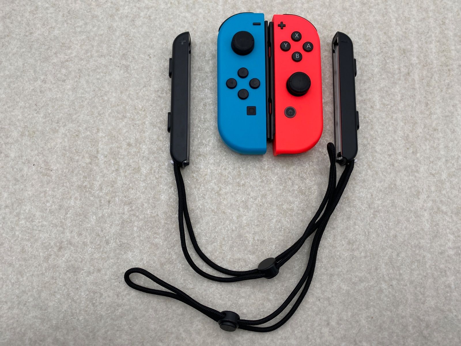 ◇Nintendo Switch Joy－Con（L） ネオンブルー／（R） ネオンレッド