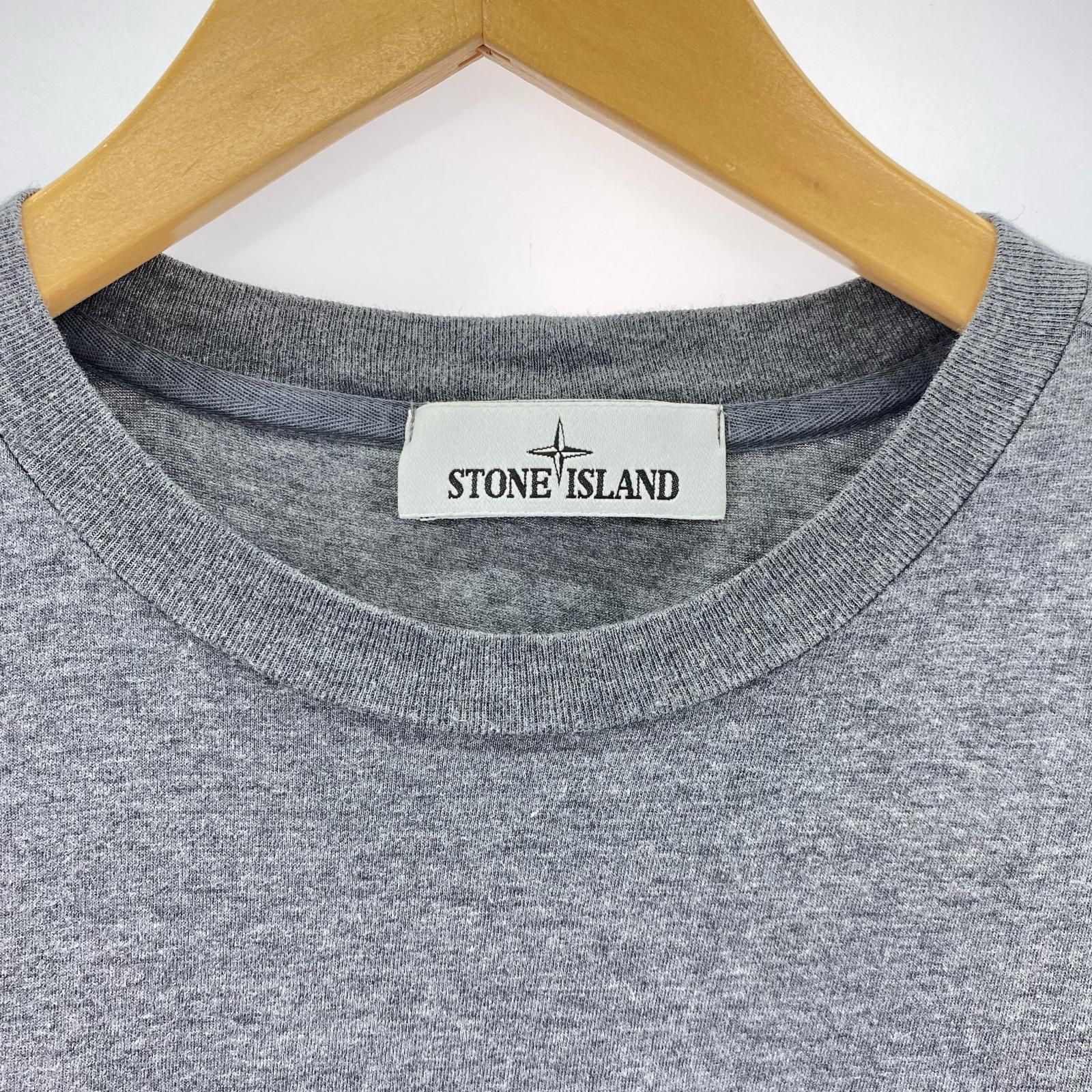 STONE ISLAND ﾛｺﾞ ﾊﾟｯﾁ ｸﾙｰﾈｯｸ T ｼｬﾂ ｸﾞﾚ ｰ L 761524113 - メルカリ