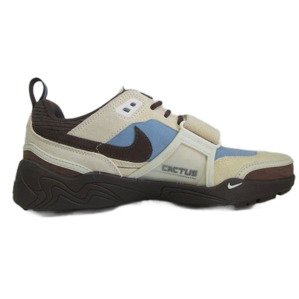 ナイキ NIKE × トラヴィススコット Travis Scott Zoom Field Jaxx
