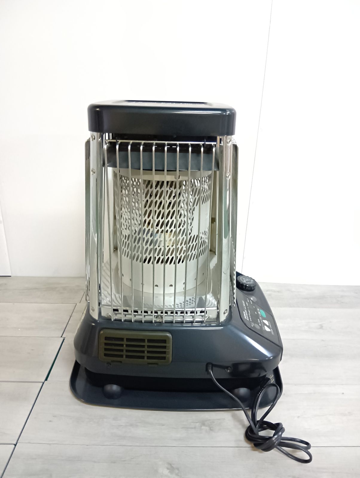 石油ストーブ ダイニチ ブルーヒーター FM-101F 01年製 暖房器具 現状