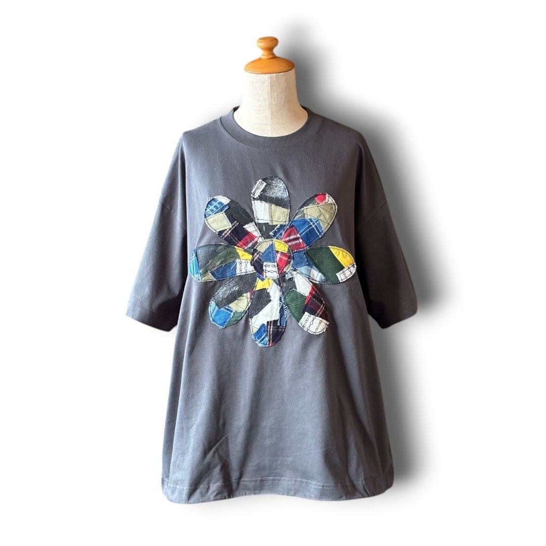 zivun 再構築 フラワーパッチワーク Tシャツ|古着端材 ドローコード仕様 一点物 グレー【OLD FLIP】