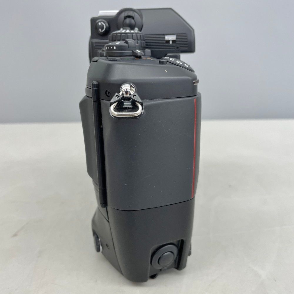 ニコン Nikon フィルムカメラ F4 MB-21バッテリーパック付き - メルカリ