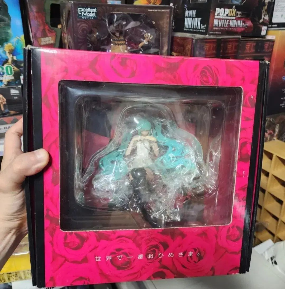 ワールドイズマイン 初音ミク フィギュア