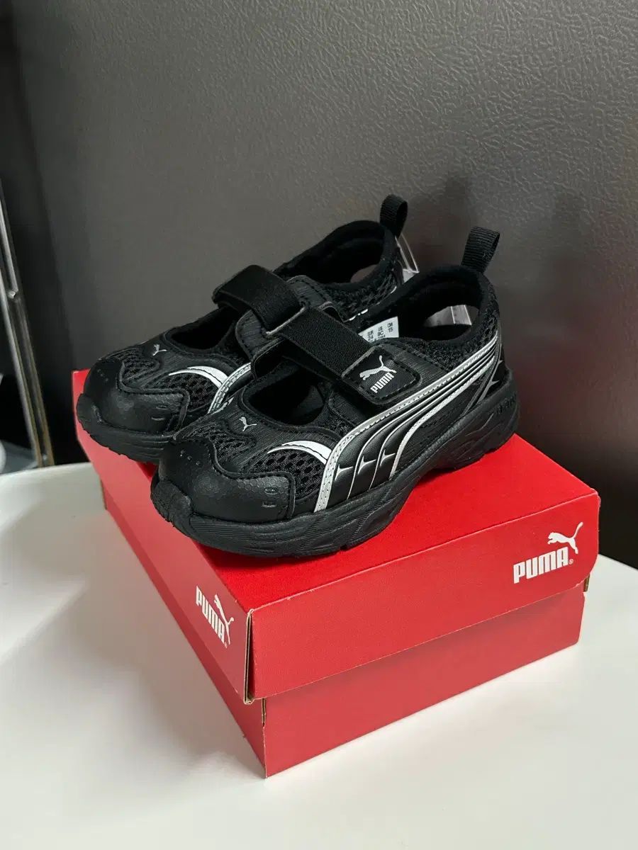 (新品) プーマ メモリア ブラック 150