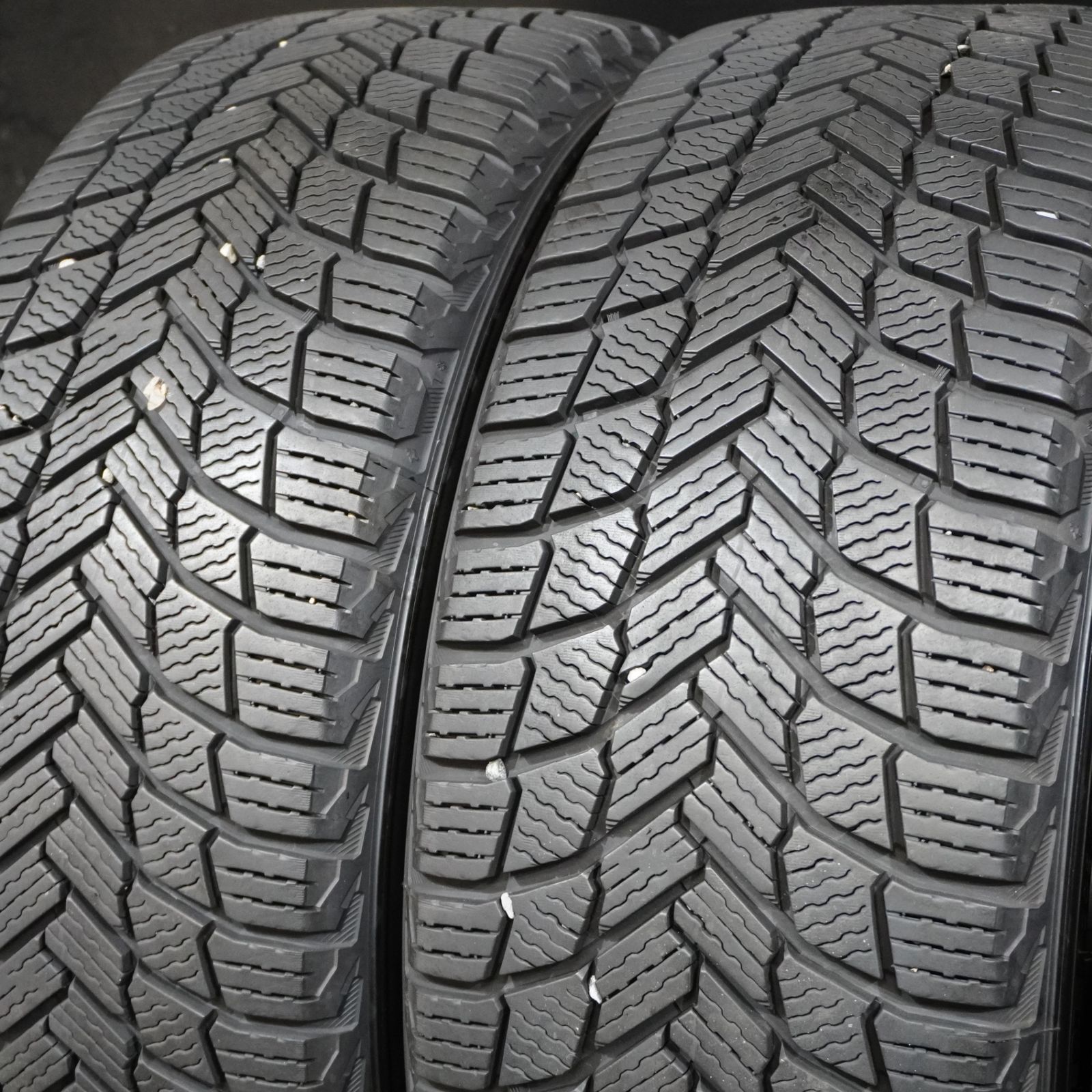 バリ山 22年製 スタッドレス 205/55R17 ミシュラン X-ICE SNOW