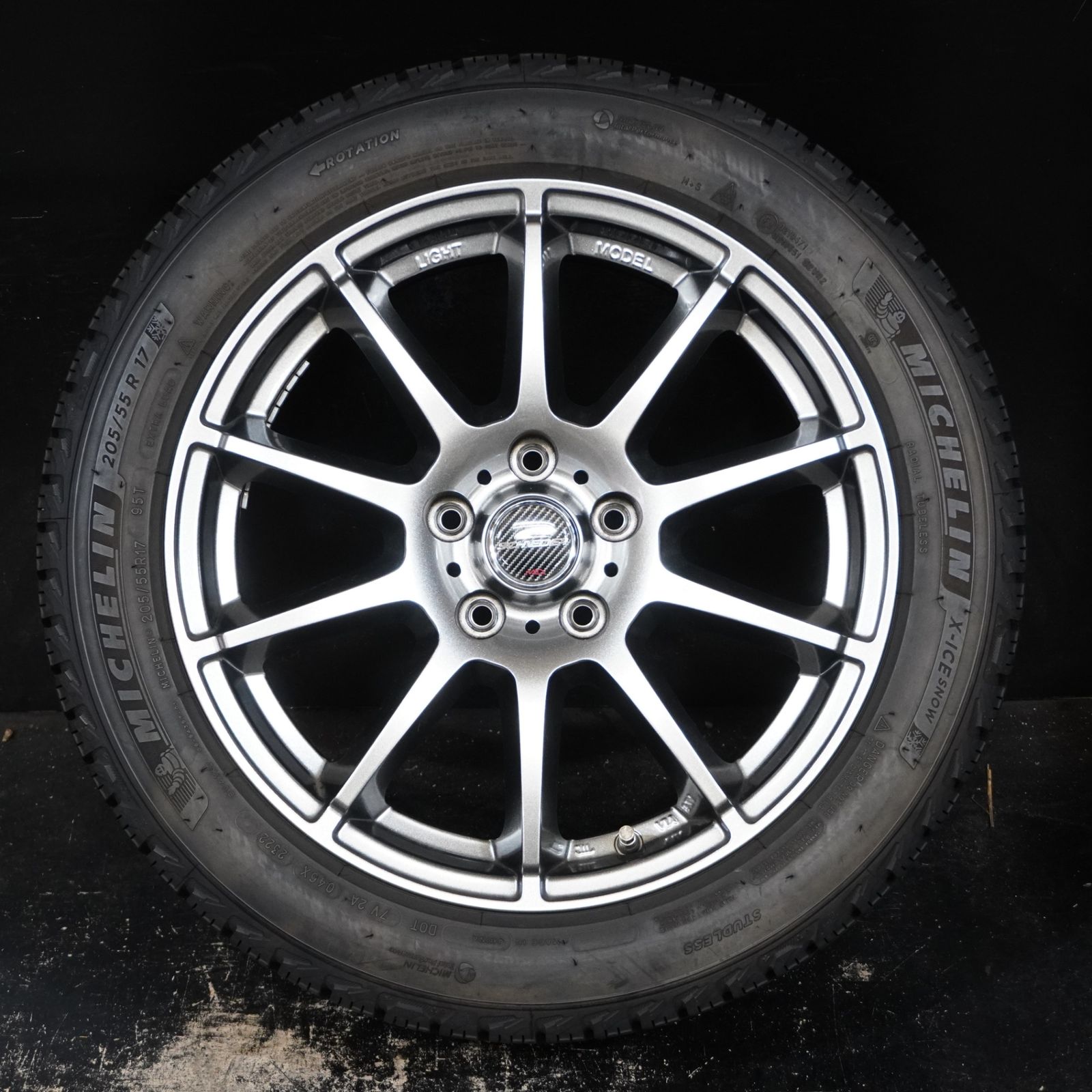 バリ山 22年製 スタッドレス 205/55R17 ミシュラン X-ICE SNOW バリ山 22年製 スタッドレス 205/55R17 ミシュラン X-ICE SNOW
