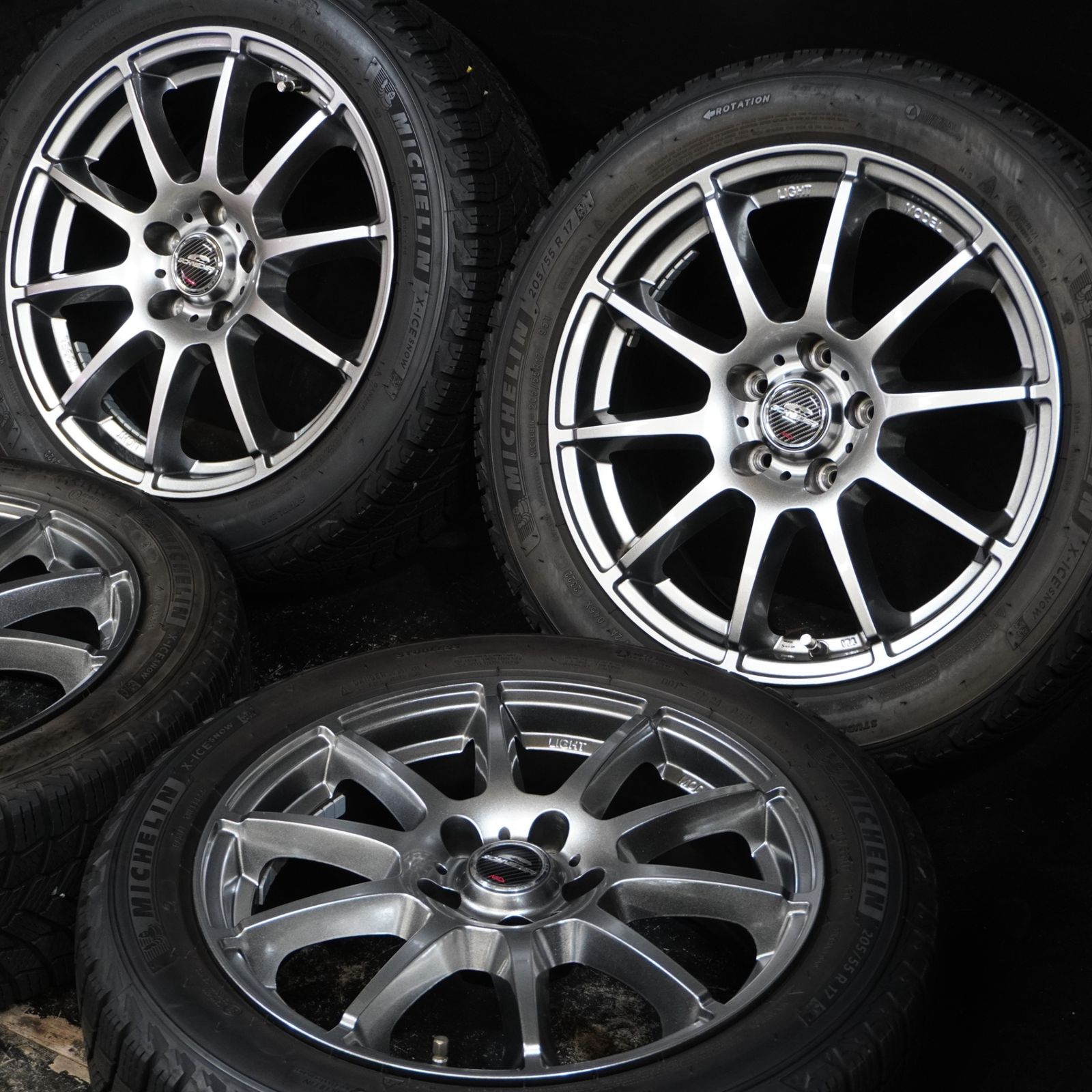 バリ山 22年製 スタッドレス 205/55R17 ミシュラン X-ICE SNOW