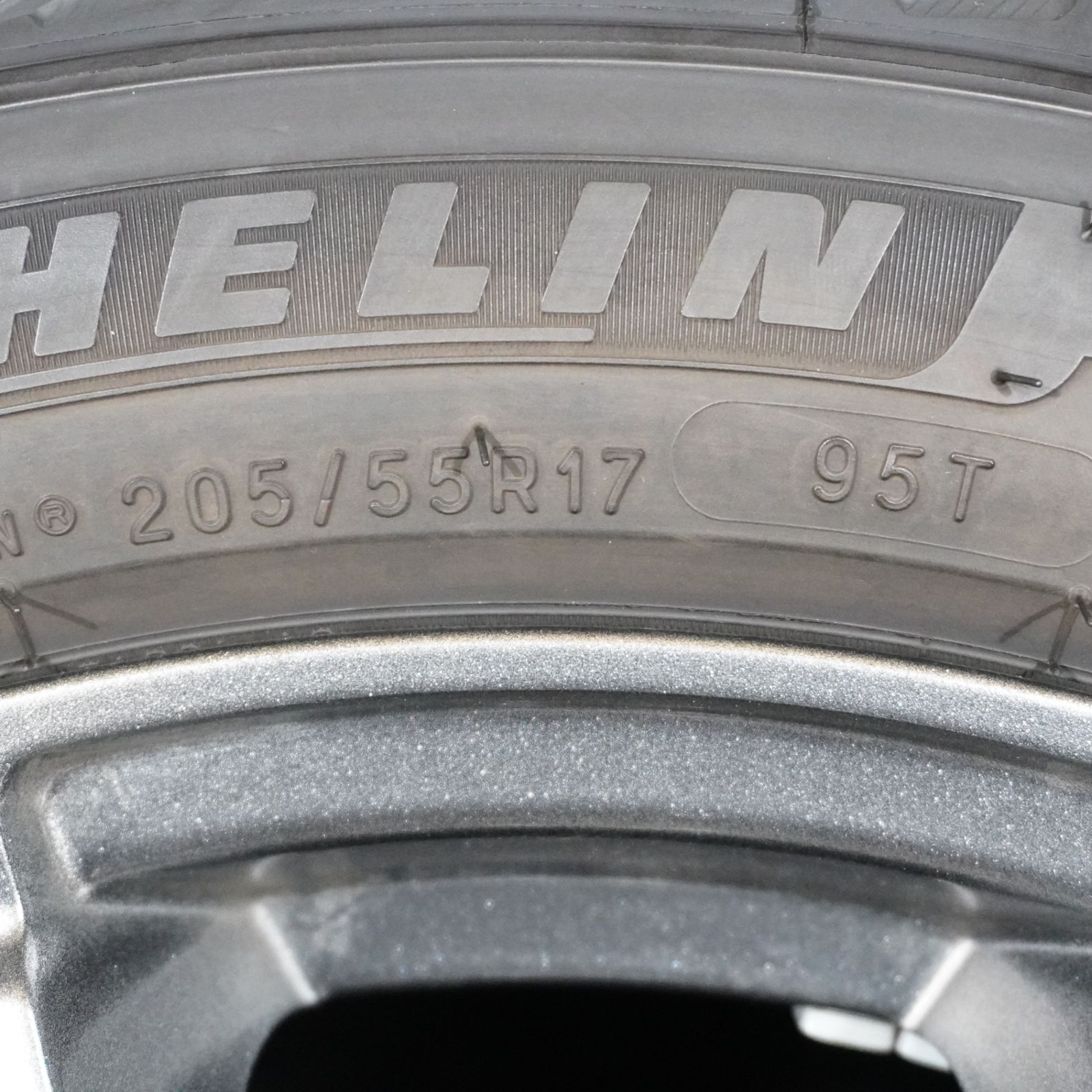 バリ山 22年製 スタッドレス 205/55R17 ミシュラン X-ICE SNOW