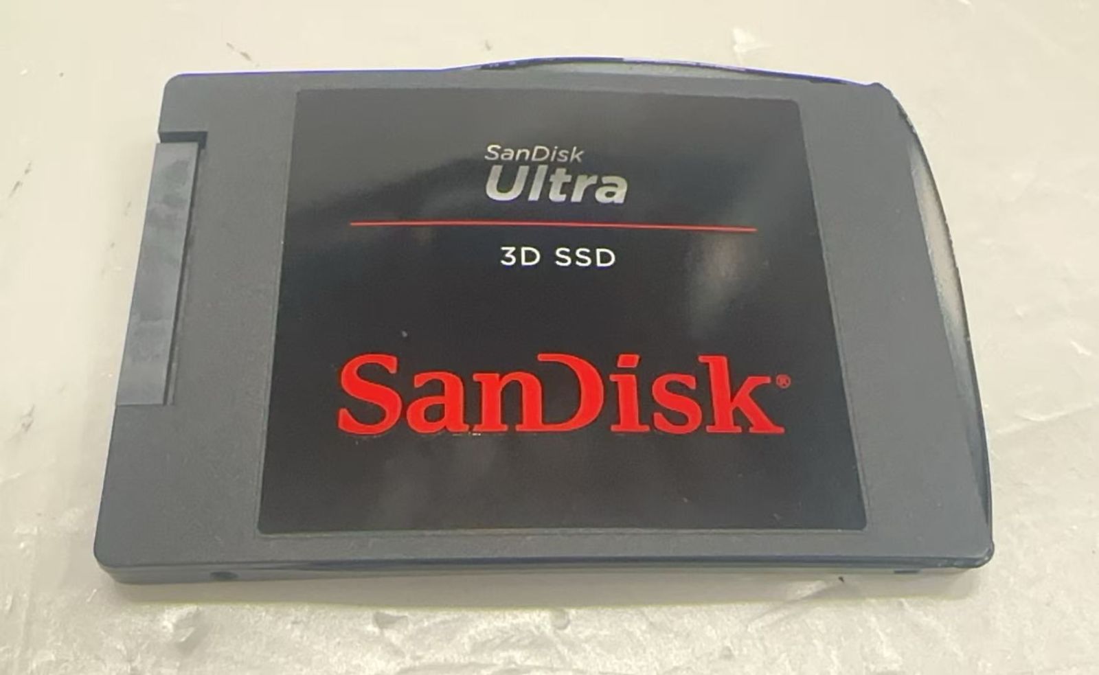 SanDisk Ultra 3D 2TB SSD 外装破損 訳あり - メルカリ