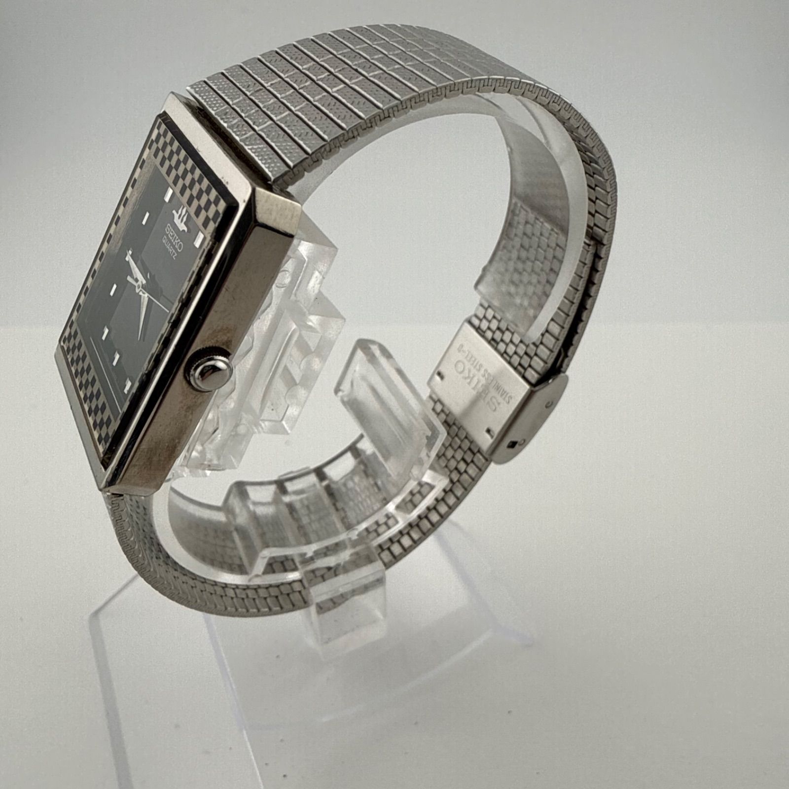 SEIKO V701-5H70 セイコー スクエア メンズ 腕時計 クォーツ 稼働品 