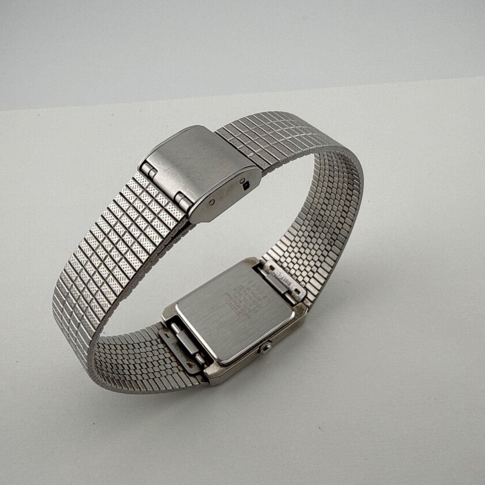 SEIKO V701-5H70 セイコー スクエア メンズ 腕時計 クォーツ 稼働品