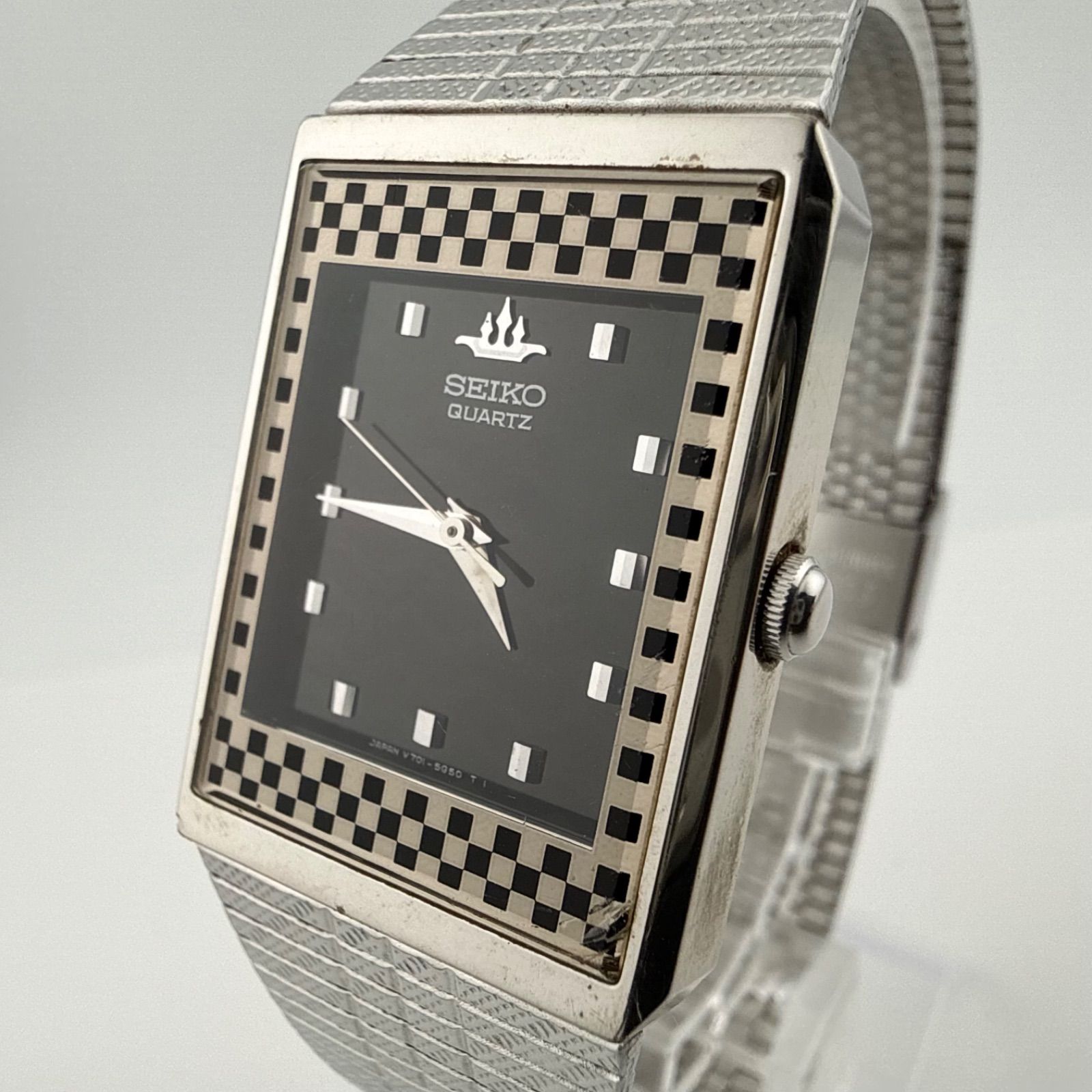 SEIKO V701-5H70 セイコー スクエア メンズ 腕時計 クォーツ 稼働品 