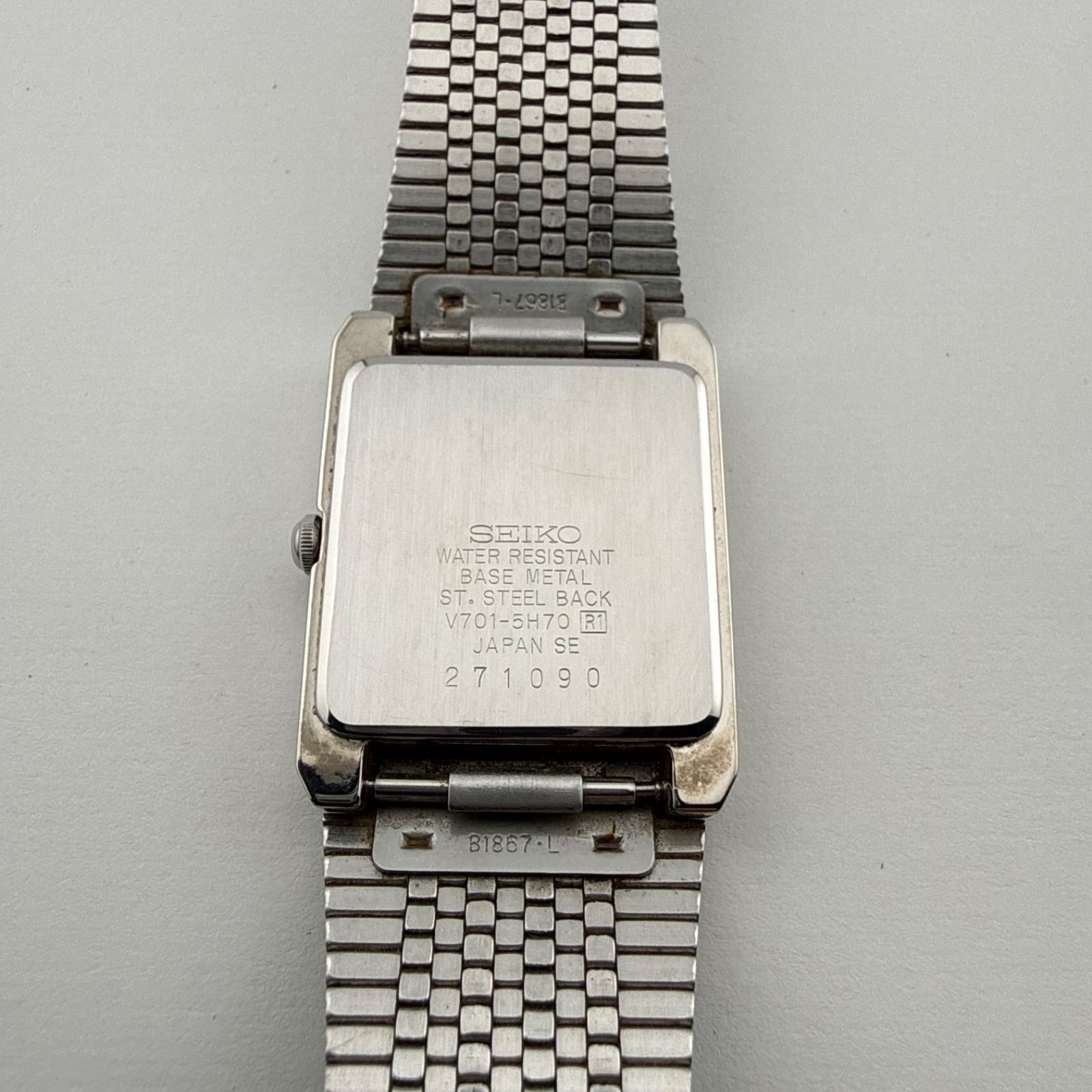 SEIKO V701-5H70 セイコー スクエア メンズ 腕時計 クォーツ 稼働品 