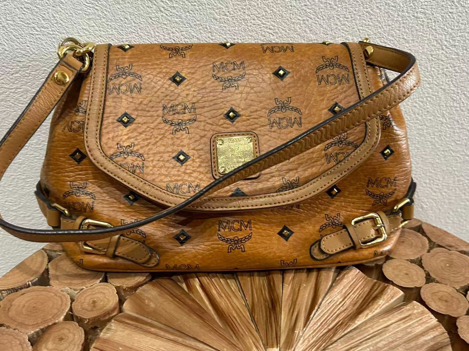 MCM ヴィセトス ショルダーバッグ ブラウン