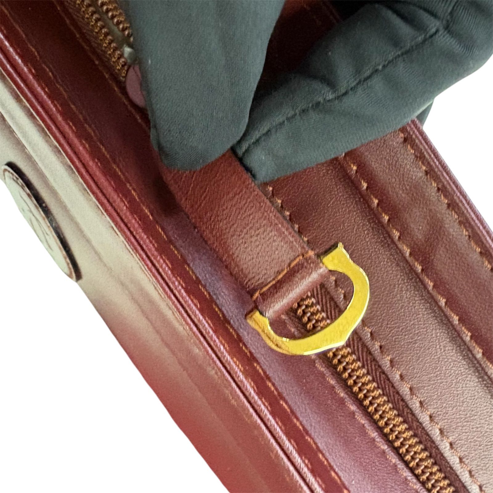 美品】Cartier カルティエ マストライン レザー クラッチバッグ - メルカリ