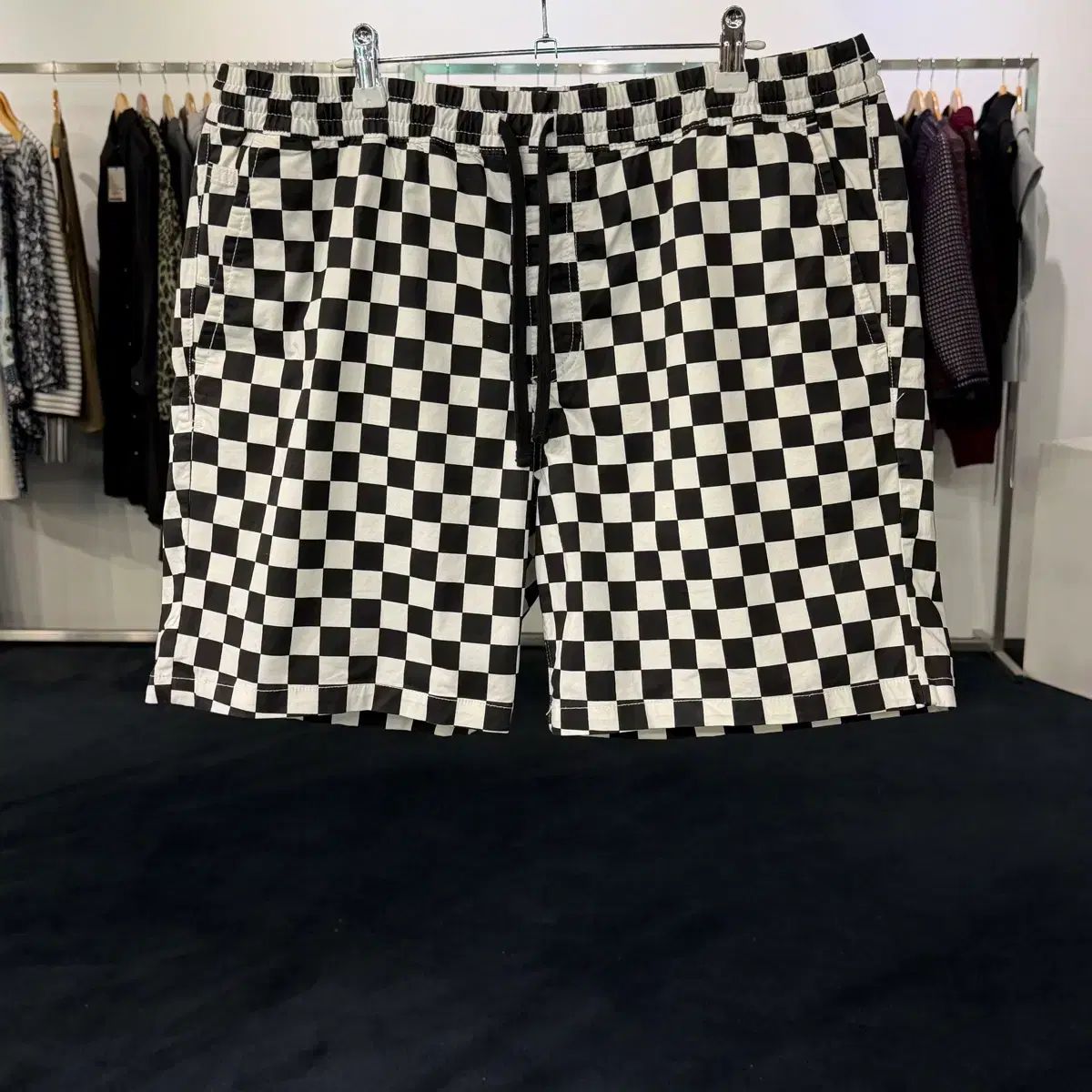 XL VANS ヴァンズ チェッカーボード ハーフパンツ