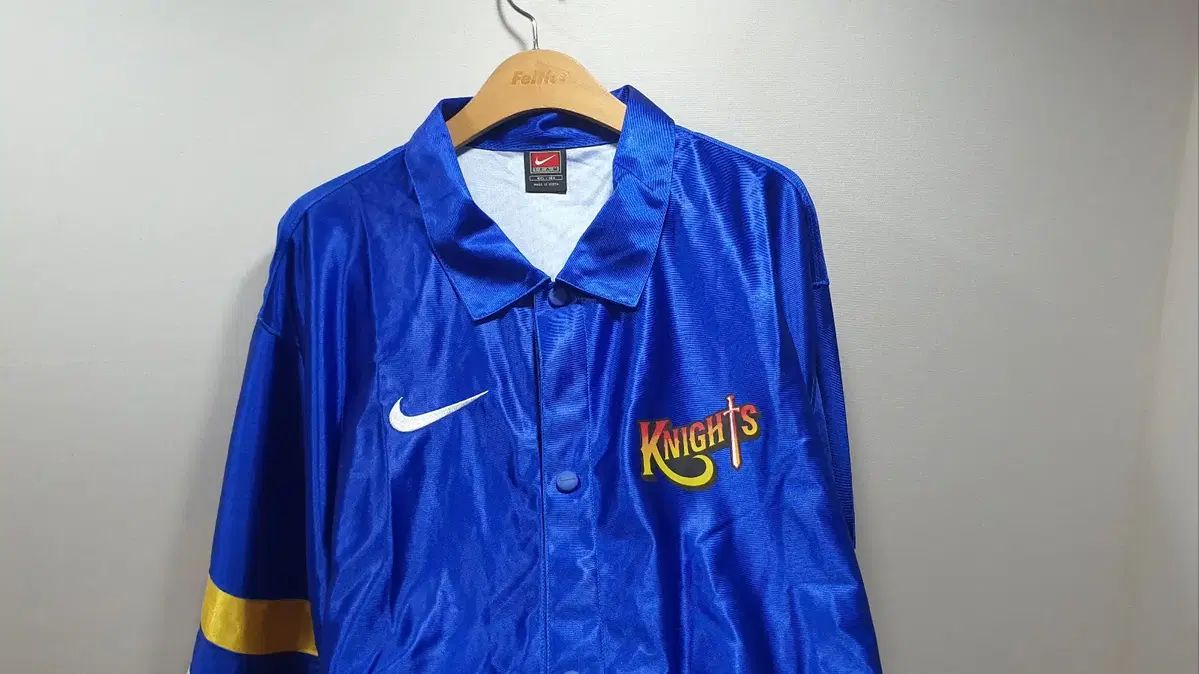 ナイキ ソウルSKナイツ シューティング半袖 4XL (横70 縦89)