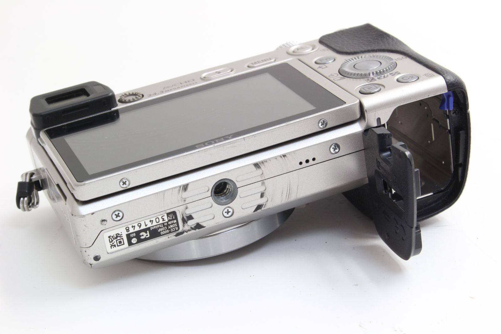 B+ (並品) SONY ソニー α6000 ILCE-6000 シルバー ボディ 初期不良返品