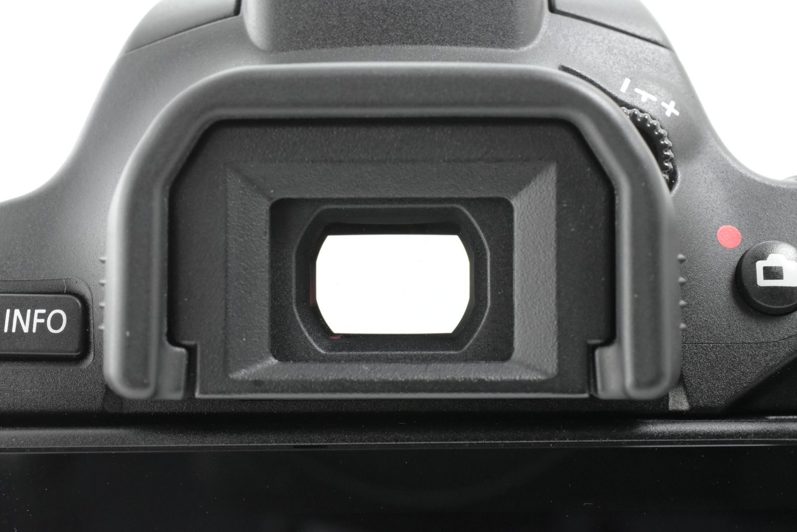 美品】シャッターカウント 3000以下 Canon EOS Kiss X10 EF-S 18-55mm