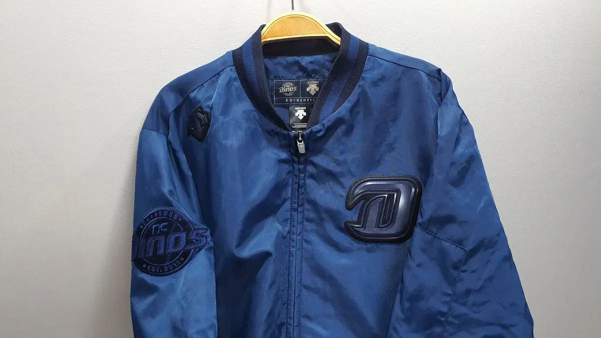 デサント NCダイノス アセンティックジャケット サイズ90